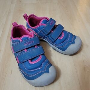 Keen girls shoes